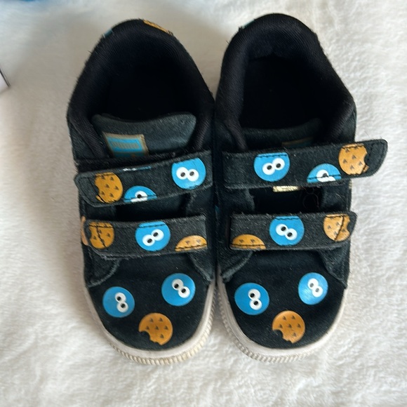 Puma x Cookie Monster toddler backpack and sneakers size 10 - Picture 3 of 9